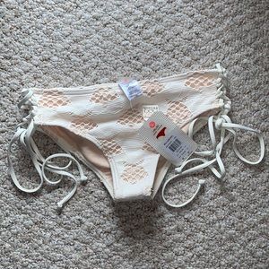 Billabong surf capsule Hawaii cheeky lace crochet bikini bottoms beige off white